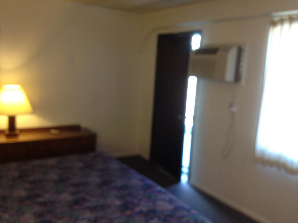 Motel Budget 2*
