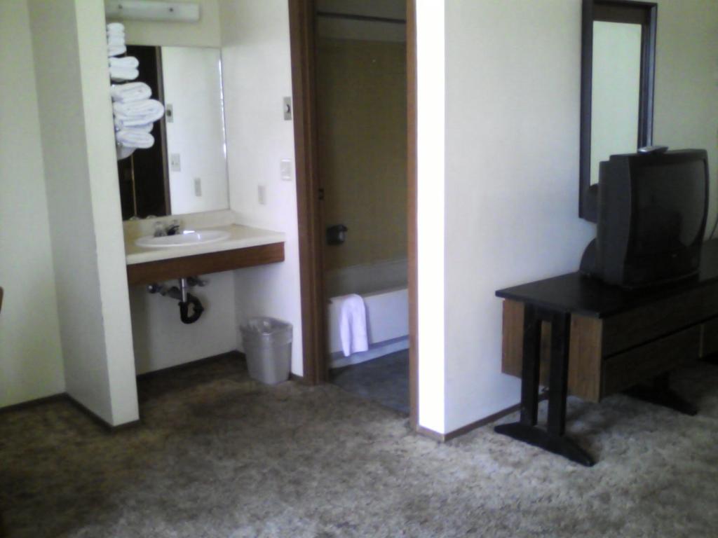 Budget Motel Green River